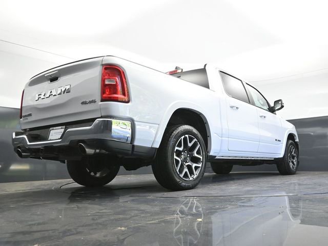 Used 2025 RAM 1500 Laramie AWD/4WD image 37