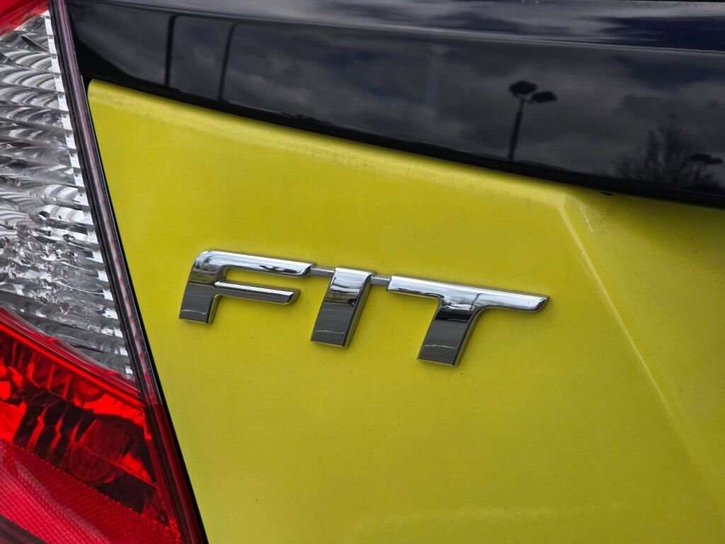 Used 2016 Honda Fit LX image 9