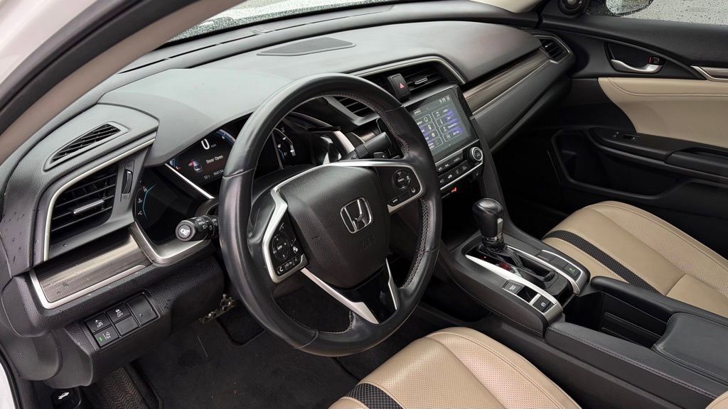 Used 2021 Honda Civic Touring image 12