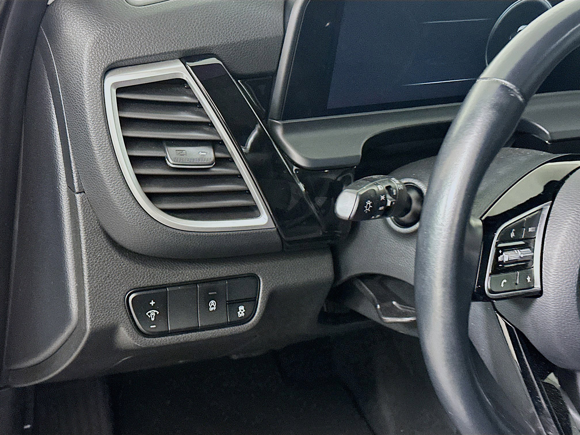 Used 2024 Kia Seltos S image 17