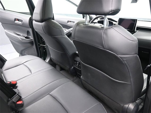 Used 2025 Toyota Corolla Cross XLE image 24