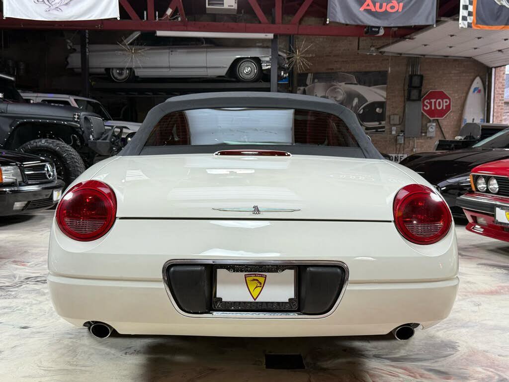 Used 2002 Ford Thunderbird RWD image 4