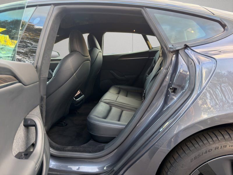 Used 2021 Tesla Model S Long Range image 10