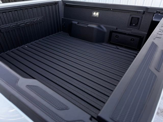 Used 2026 Toyota Tacoma Limited image 28