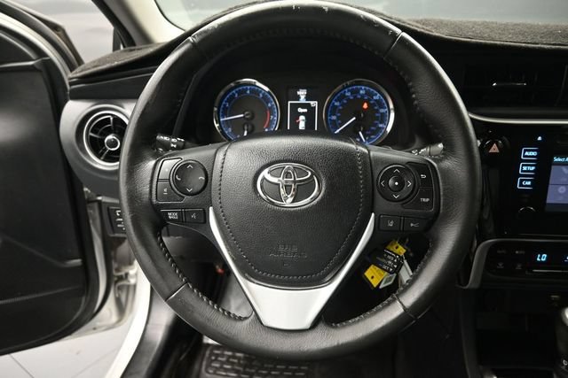 Used 2017 Toyota Corolla SE FWD image 25