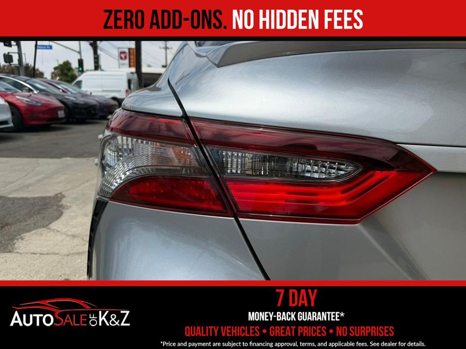 Used 2021 Toyota Camry SE FWD image 17