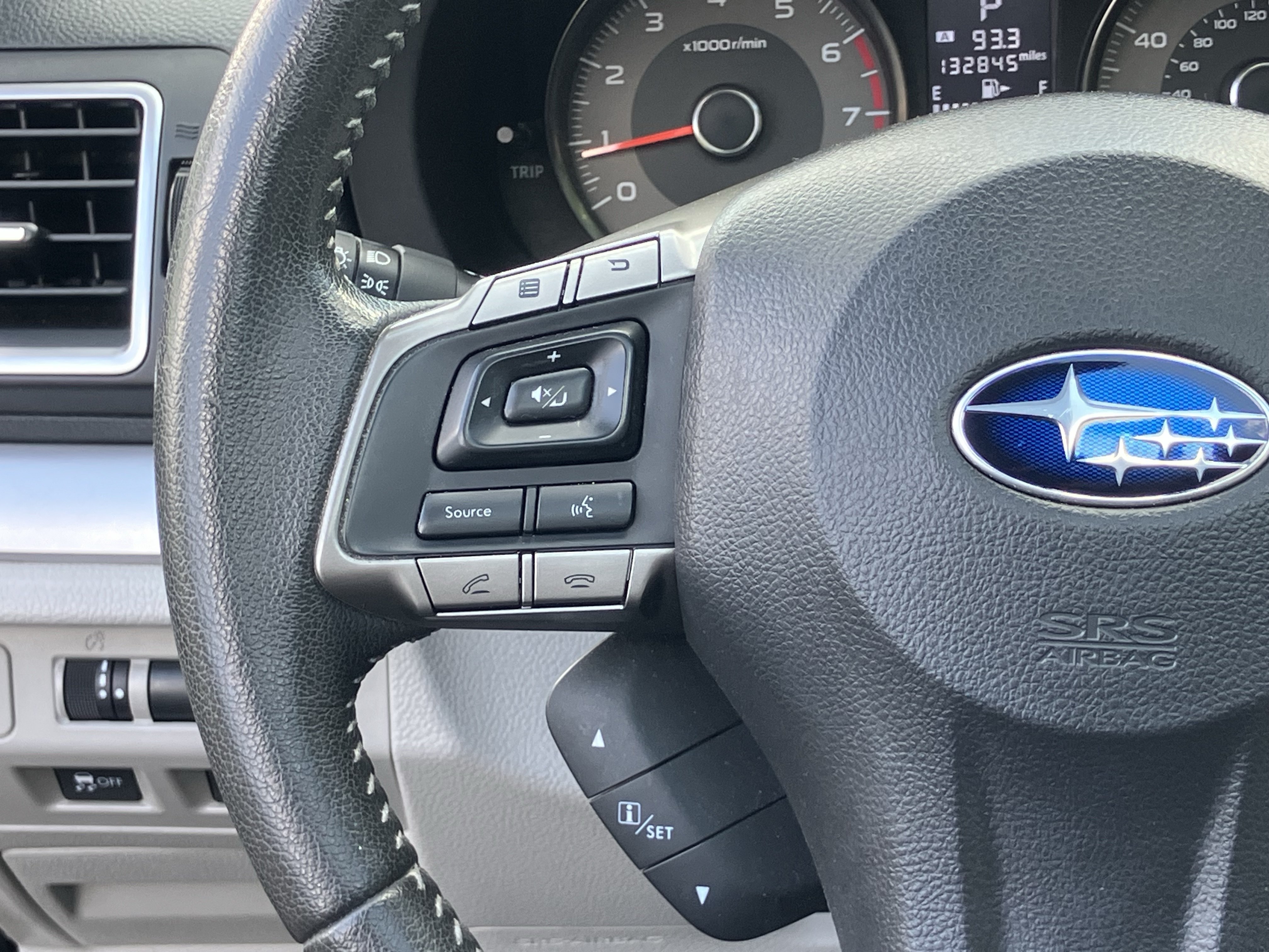 Used 2016 Subaru Forester 2.5i Limited AWD/4WD image 21