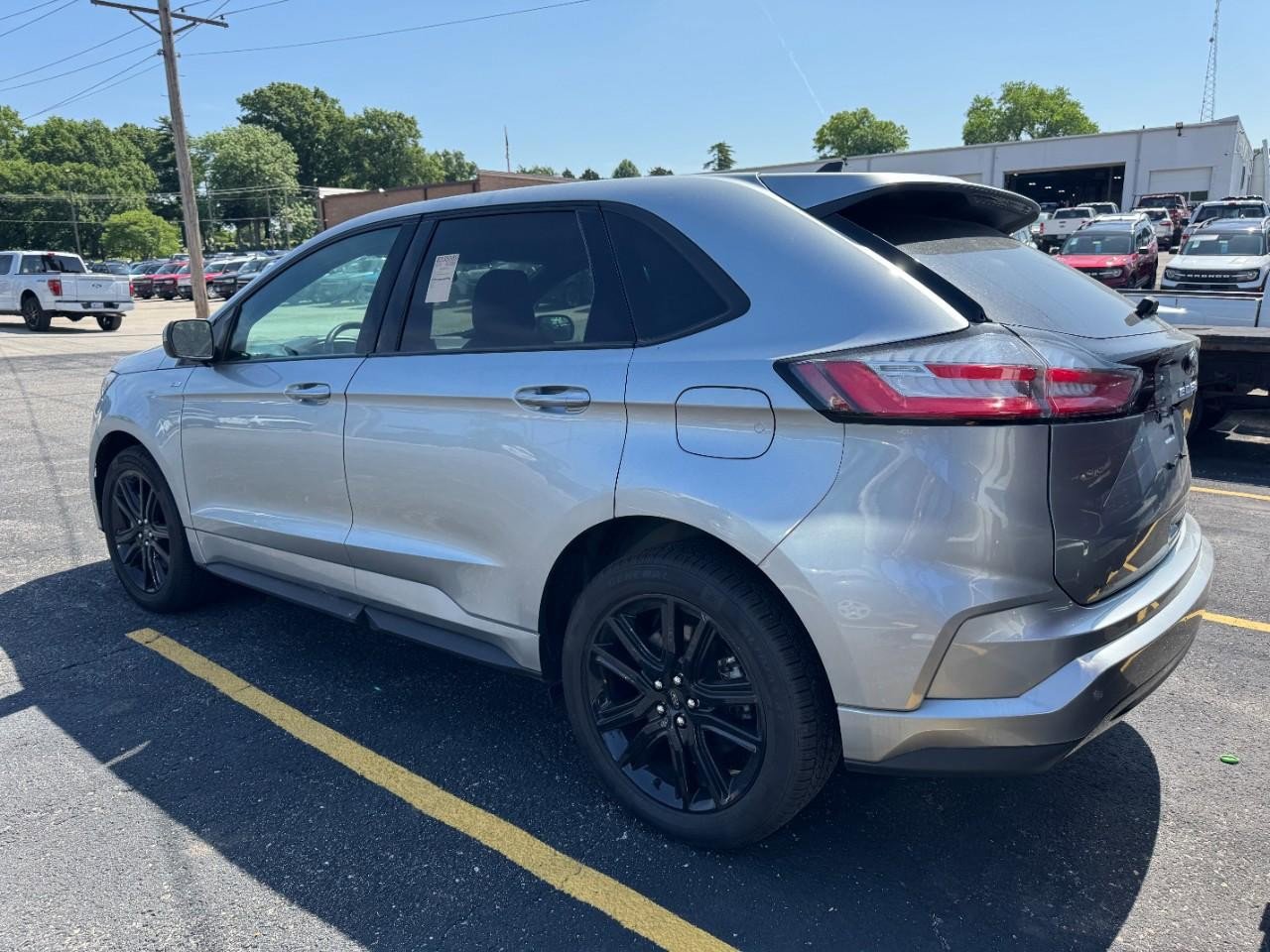 Used 2022 Ford Edge ST-Line AWD/4WD image 11