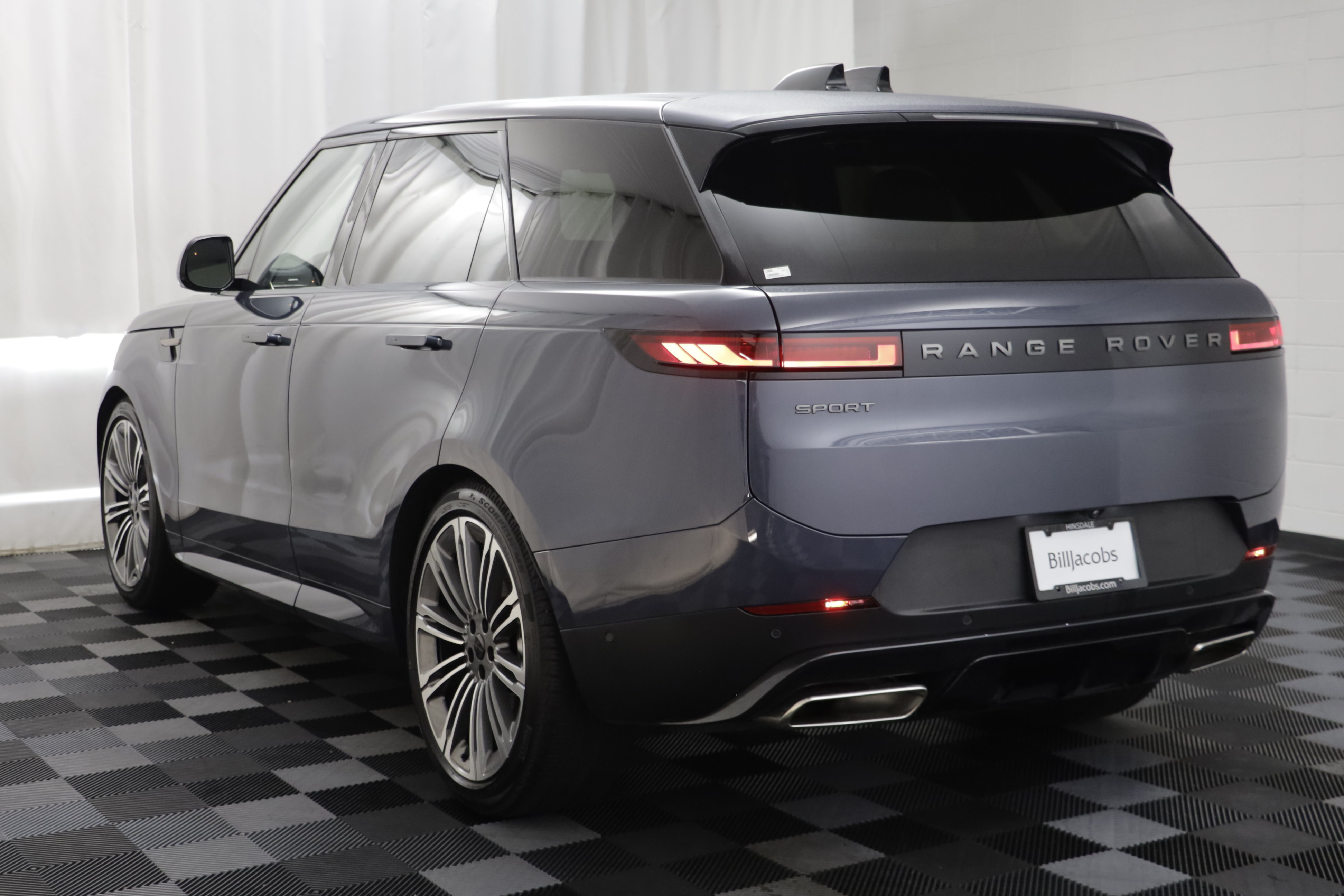 Certified 2026 Land Rover Range Rover Sport SE AWD/4WD image 15