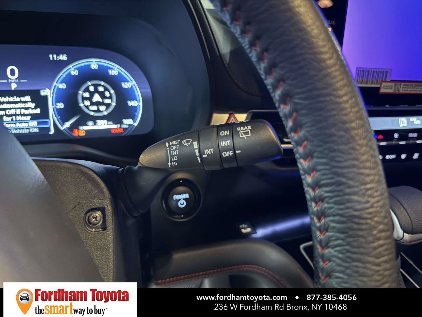 Used 2025 Toyota Sienna XSE w/ XSE Premium Package AWD/4WD image 25