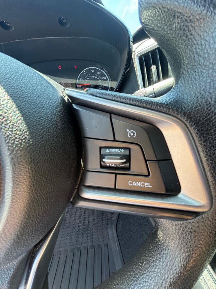Used 2019 Subaru Crosstrek 2.0i AWD/4WD image 14