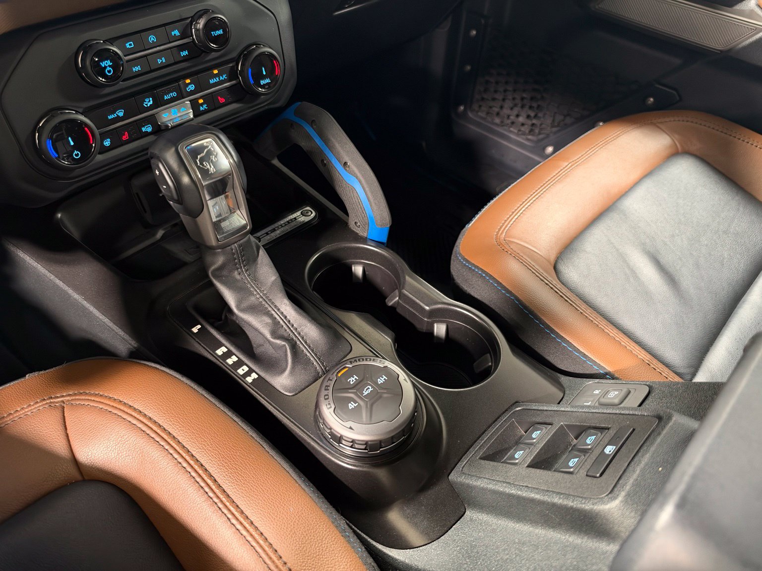 Used 2022 Ford Bronco Outer Banks AWD/4WD image 34