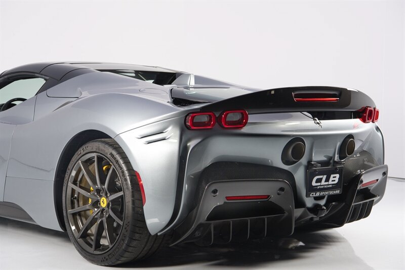 Used 2023 Ferrari SF90 Spider AWD/4WD image 30