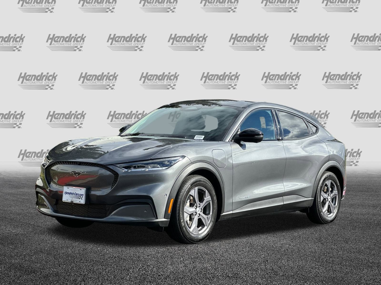 Used 2023 Ford Mustang Mach-E Select image 9