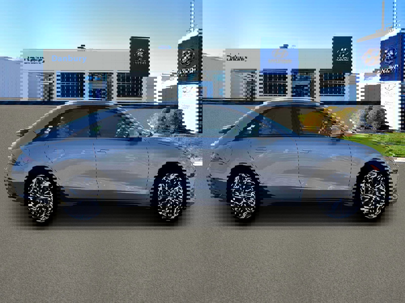 New 2024 Hyundai Ioniq 6 SEL image 18