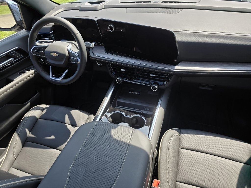 New 2025 Chevrolet Tahoe Premier w/ Sun And Tow Package image 16