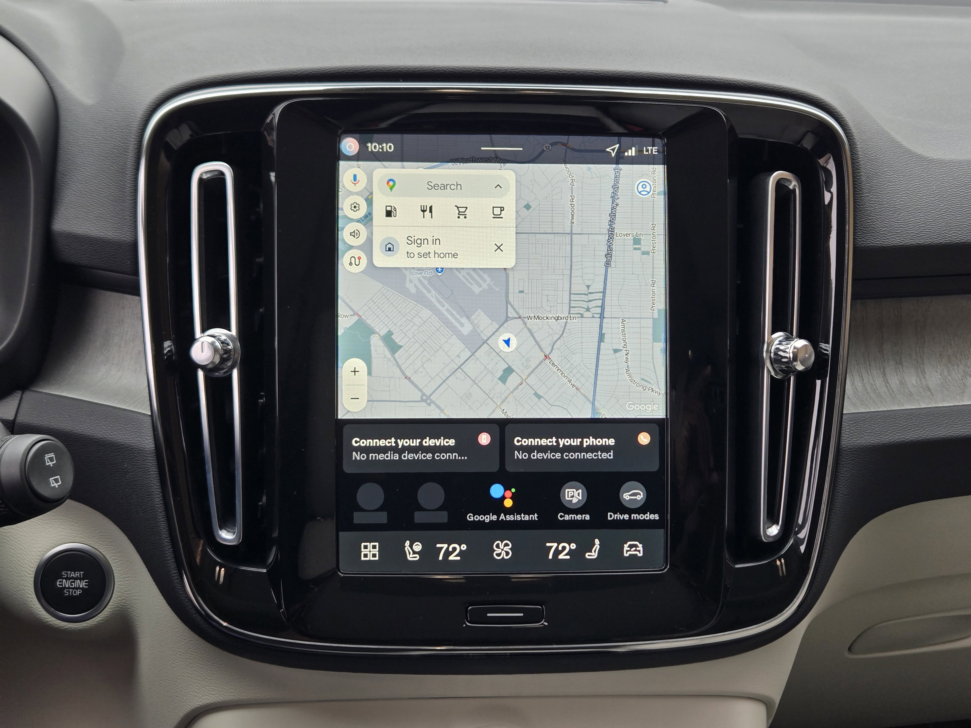 New 2026 Volvo XC40 B5 Plus w/ Protection Package Premier image 19