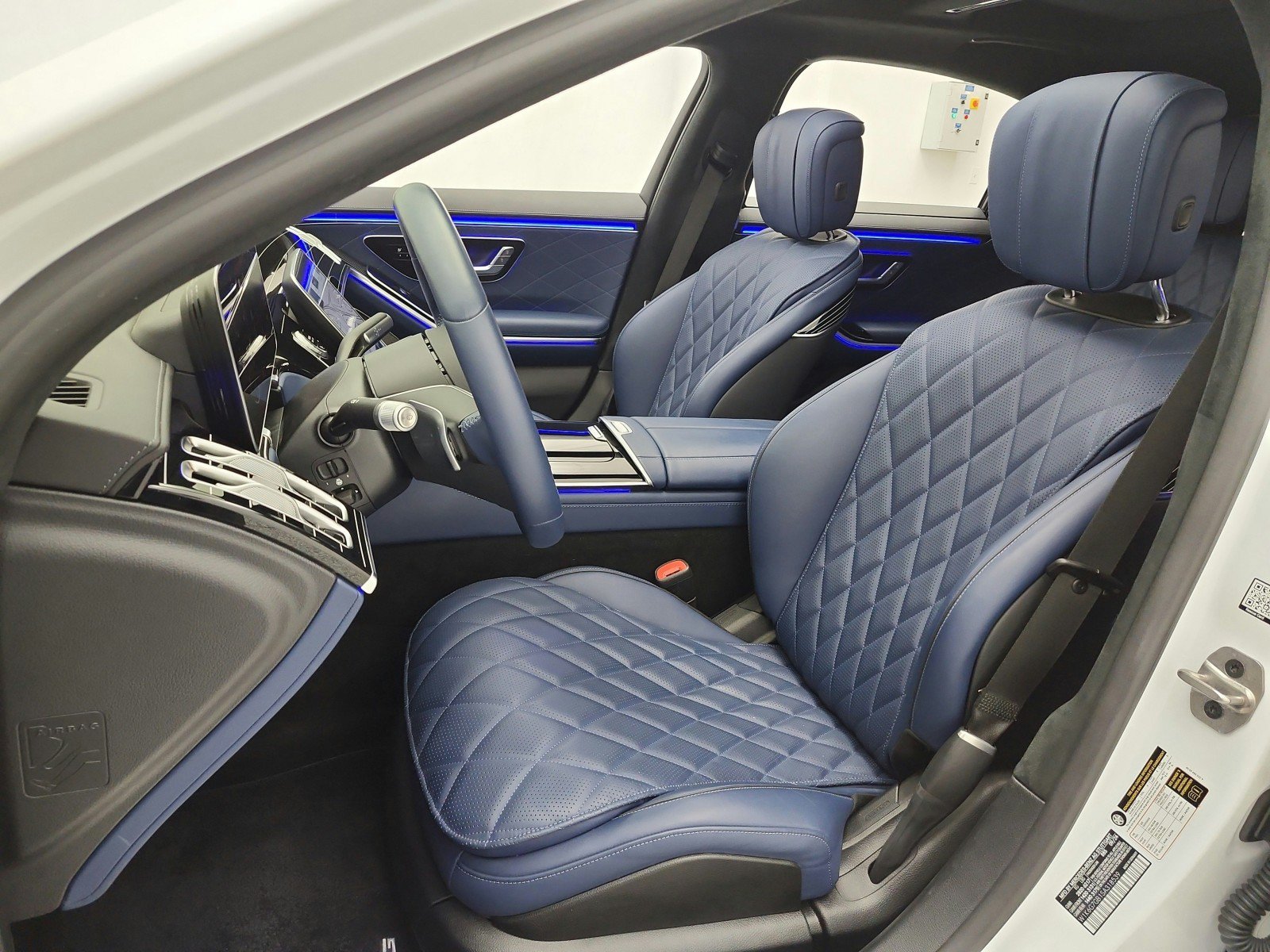 Used 2025 Mercedes-Benz S 580 4MATIC Sedan image 13