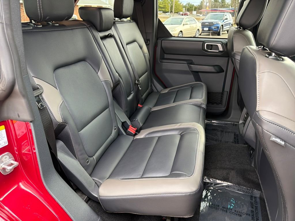 New 2026 Ford Bronco Outer Banks w/ Sasquatch Package image 15