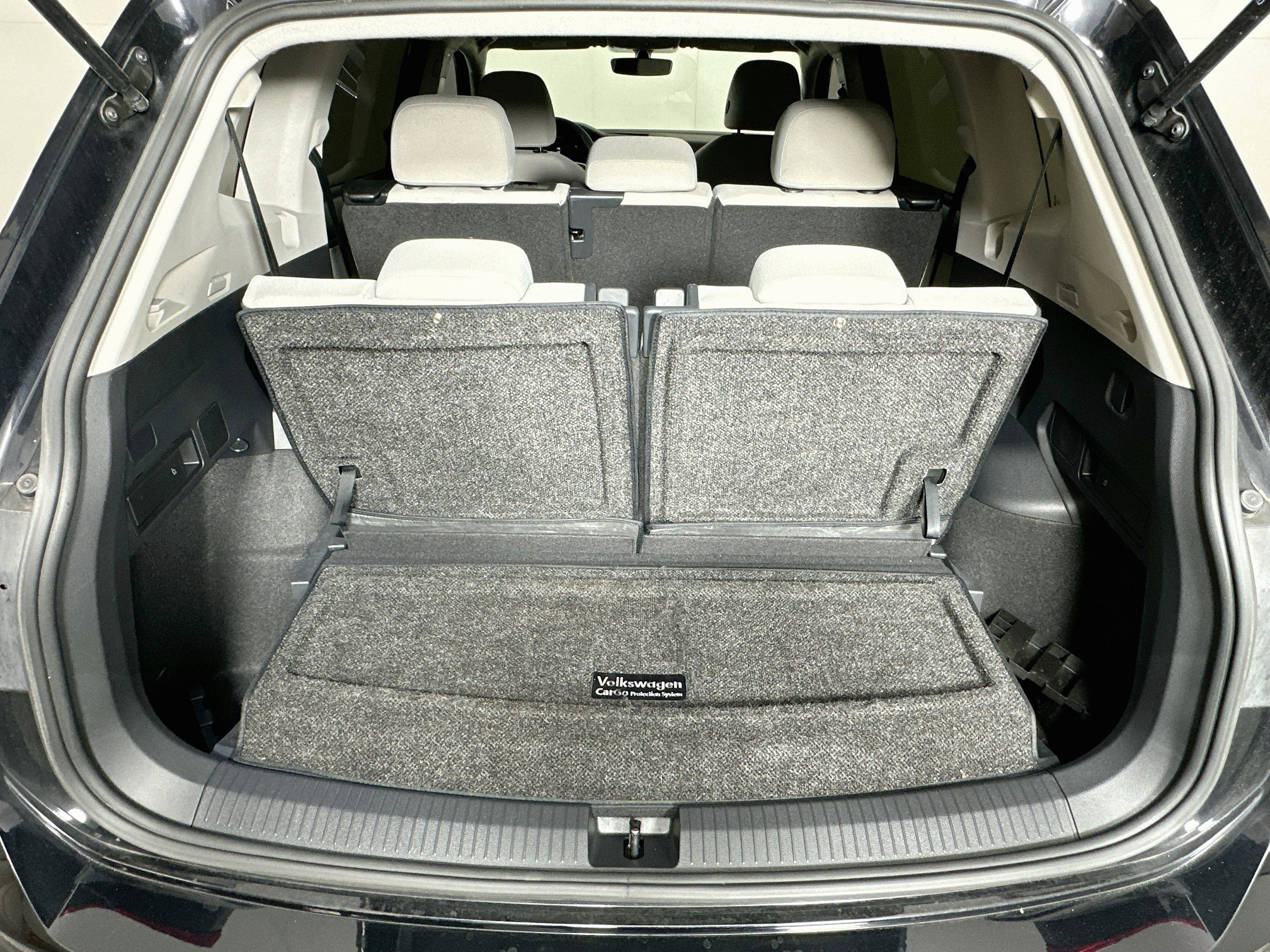 Used 2023 Volkswagen Tiguan S FWD image 26