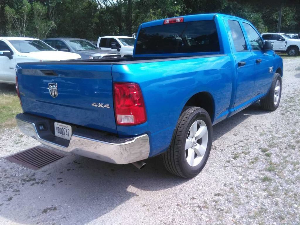 Used 2024 RAM 1500 Classic SLT AWD/4WD image 3