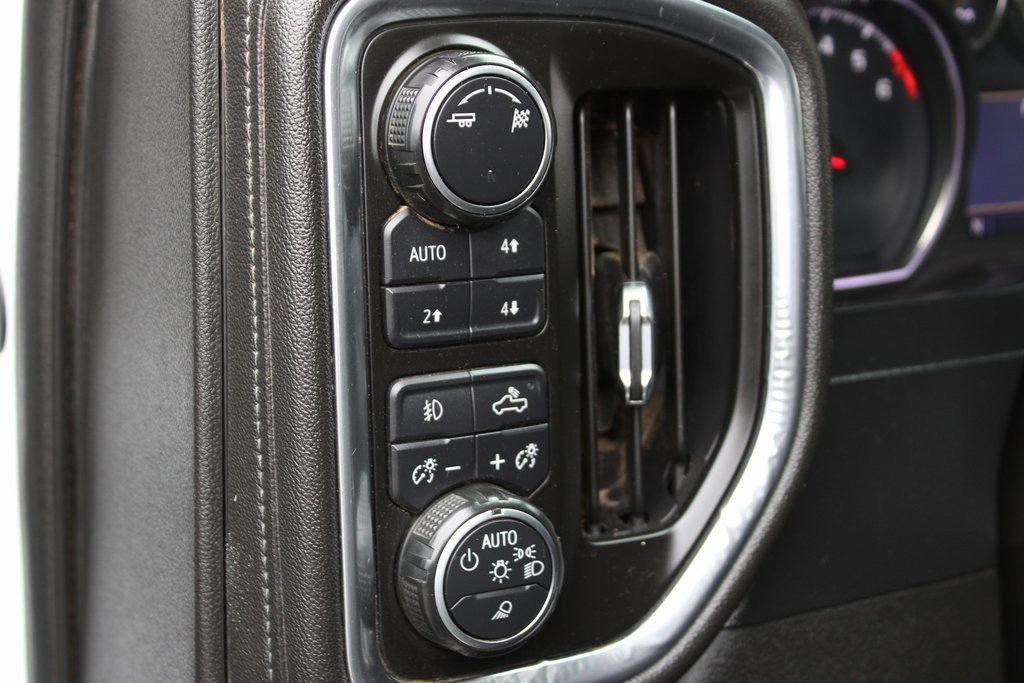 Used 2019 Chevrolet Silverado 1500 LTZ w/ LTZ Plus Package AWD/4WD image 17