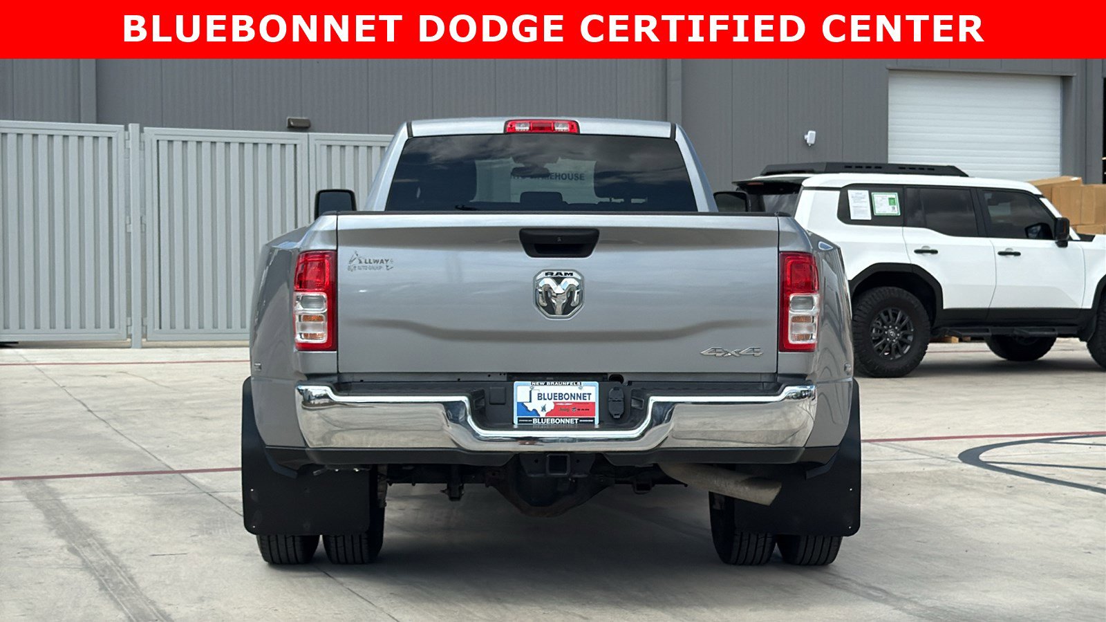 Used 2024 RAM 3500 Tradesman w/ Chrome Appearance Group image 6