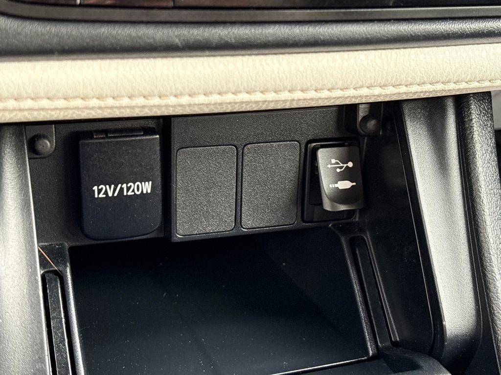 Used 2017 Toyota Corolla iM image 16