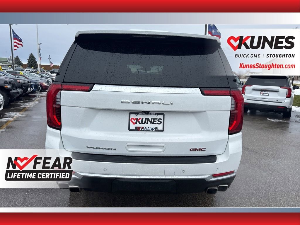 Used 2025 GMC Yukon XL Denali image 10