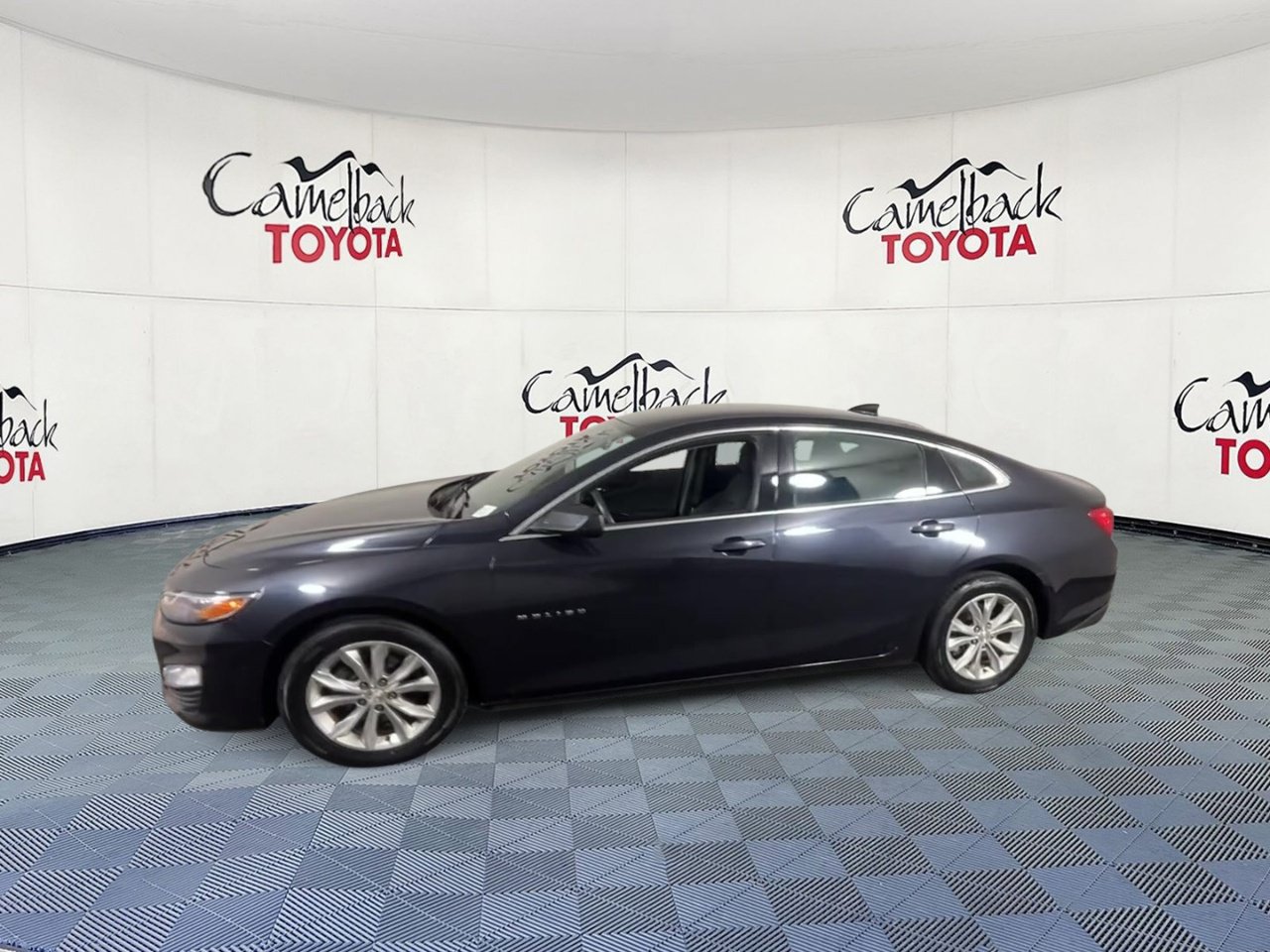 Used 2023 Chevrolet Malibu LT w/ Driver Confidence Package FWD image 7