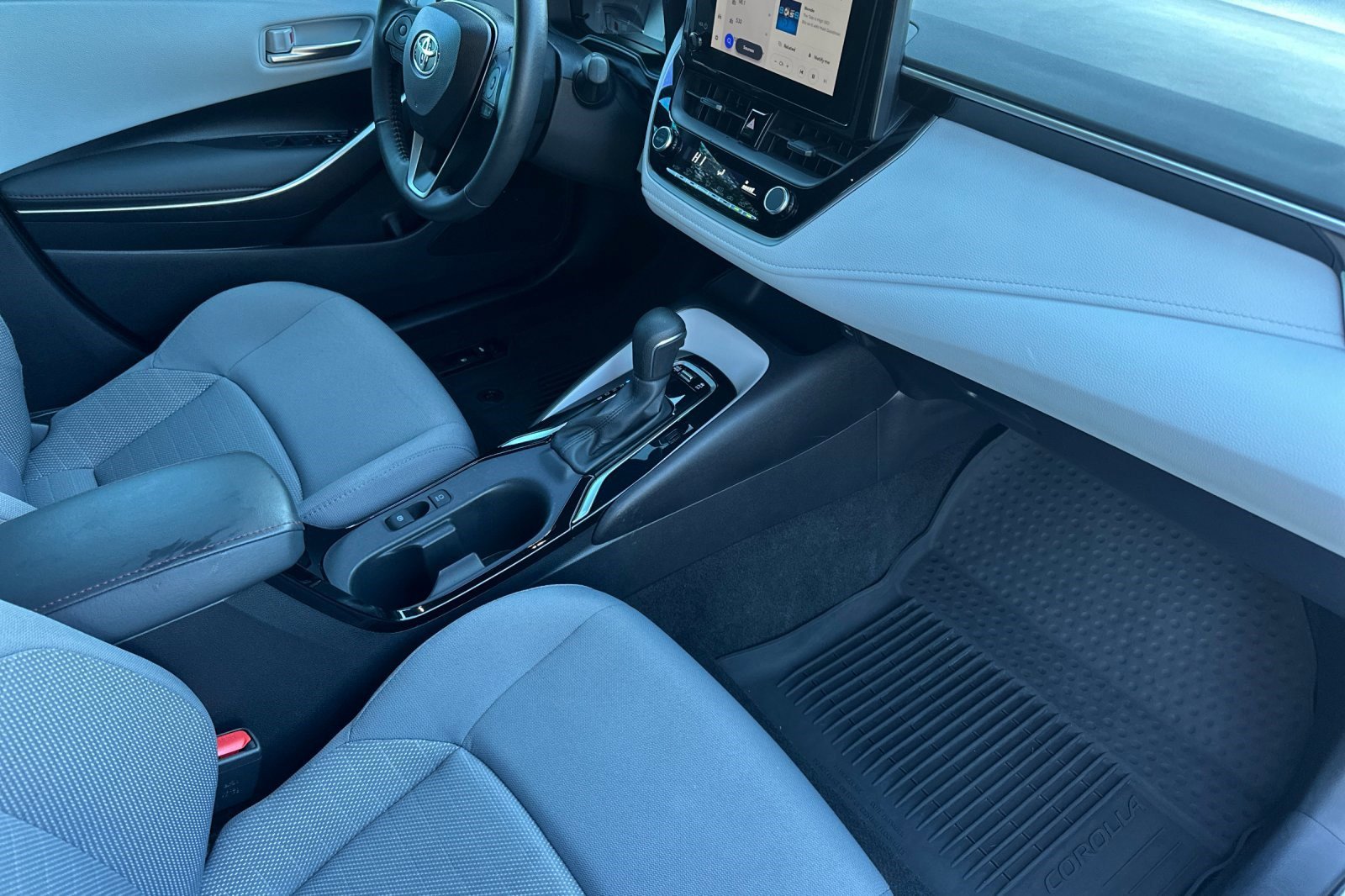 Used 2024 Toyota Corolla SE image 20