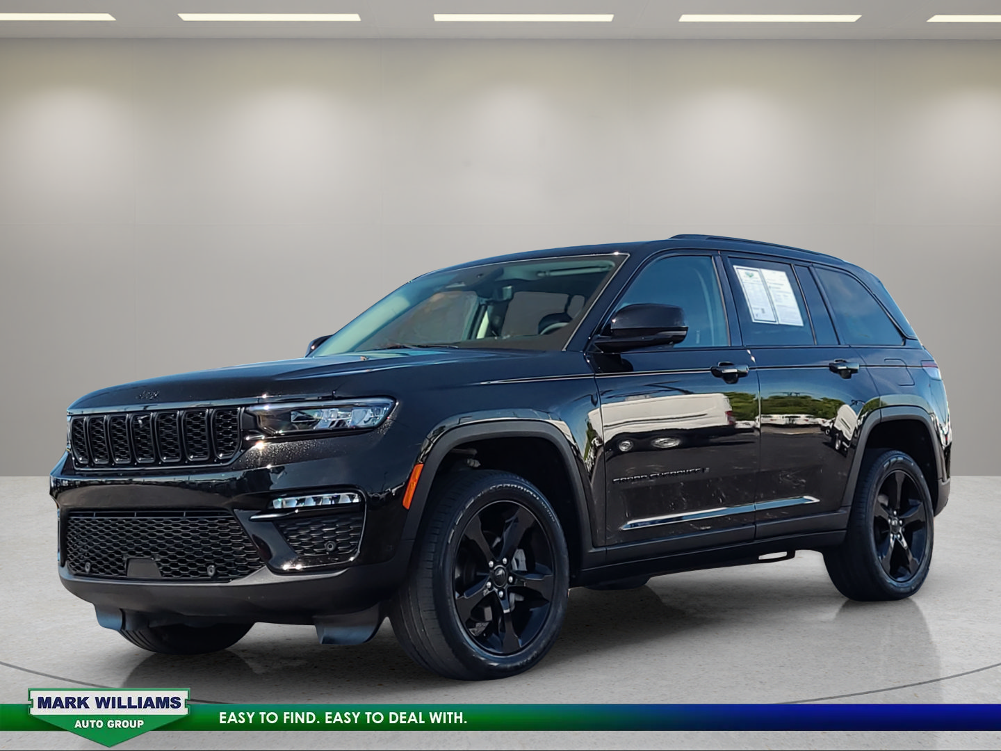 Used 2023 Jeep Grand Cherokee Limited w/ Luxury Tech Group II AWD/4WD image 8