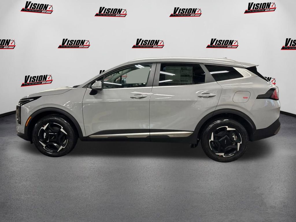 New 2026 Kia Sportage EX image 8