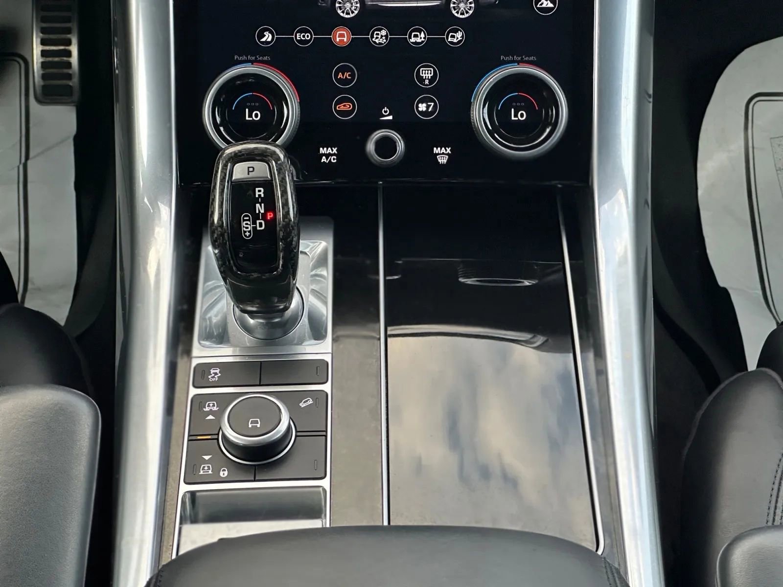 Used 2018 Land Rover Range Rover Sport HSE Dynamic AWD/4WD image 15