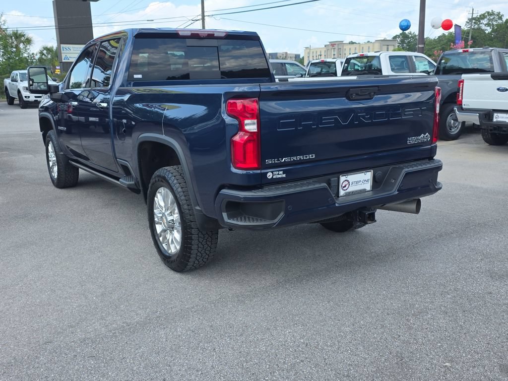 Used 2023 Chevrolet Silverado 2500 High Country w/ Z71 Off-Road Package AWD/4WD image 5