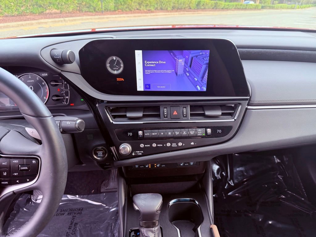 Certified 2025 Lexus ES 350 w/ Premium Package image 22