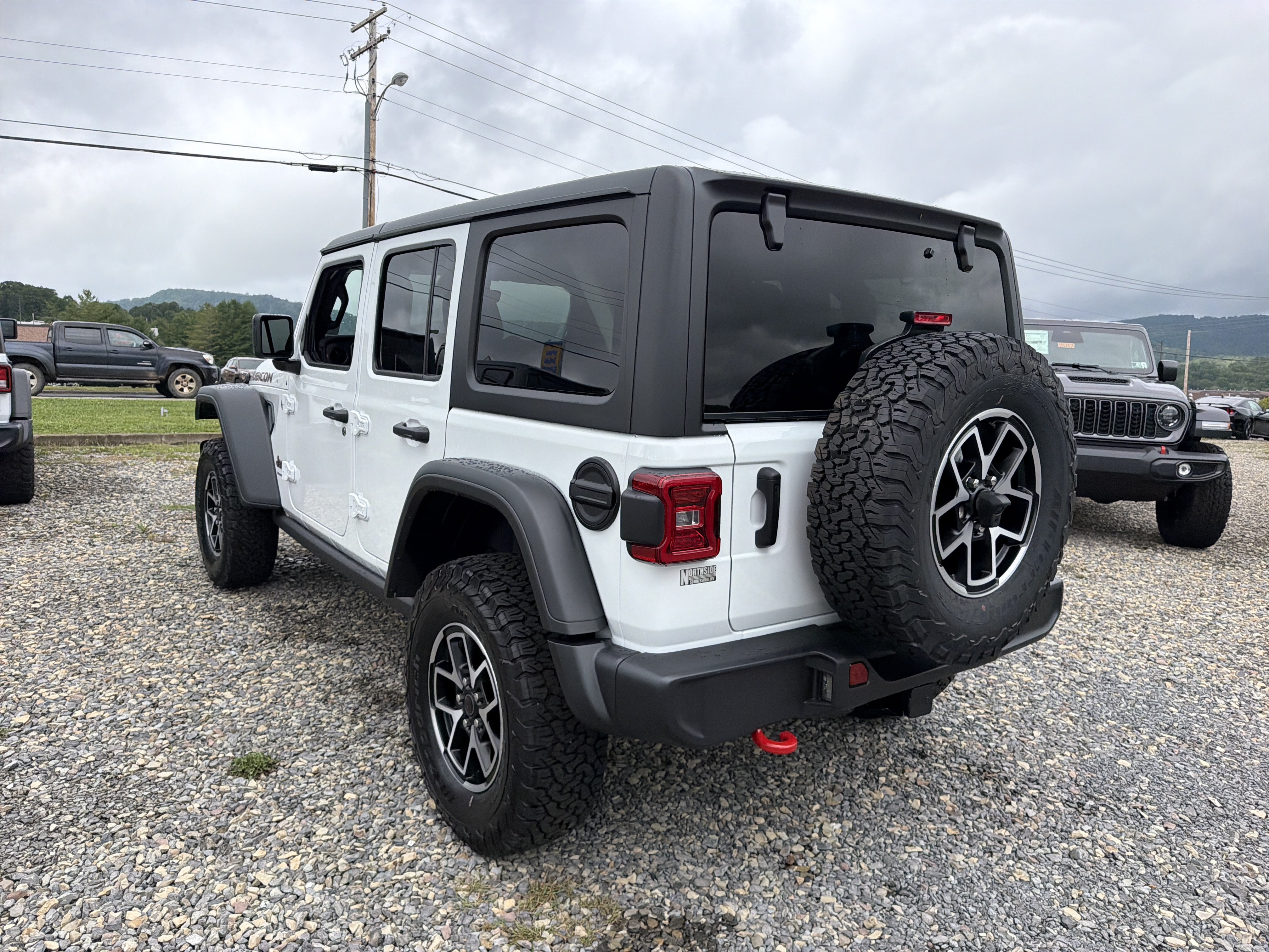 New 2027 Jeep Wrangler Unlimited Rubicon AWD/4WD image 8