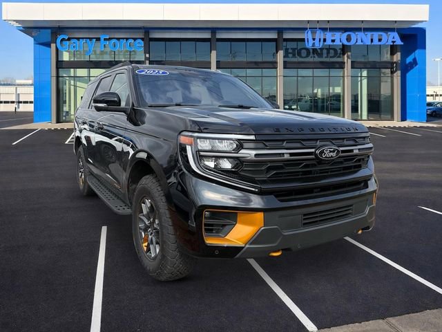 Used 2025 Ford Expedition Tremor AWD/4WD image 1