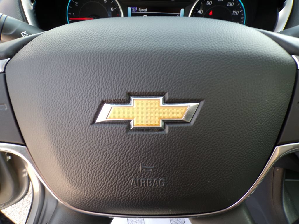 Used 2018 Chevrolet Traverse LT w/ LPO, Floor Liner Package AWD/4WD image 35