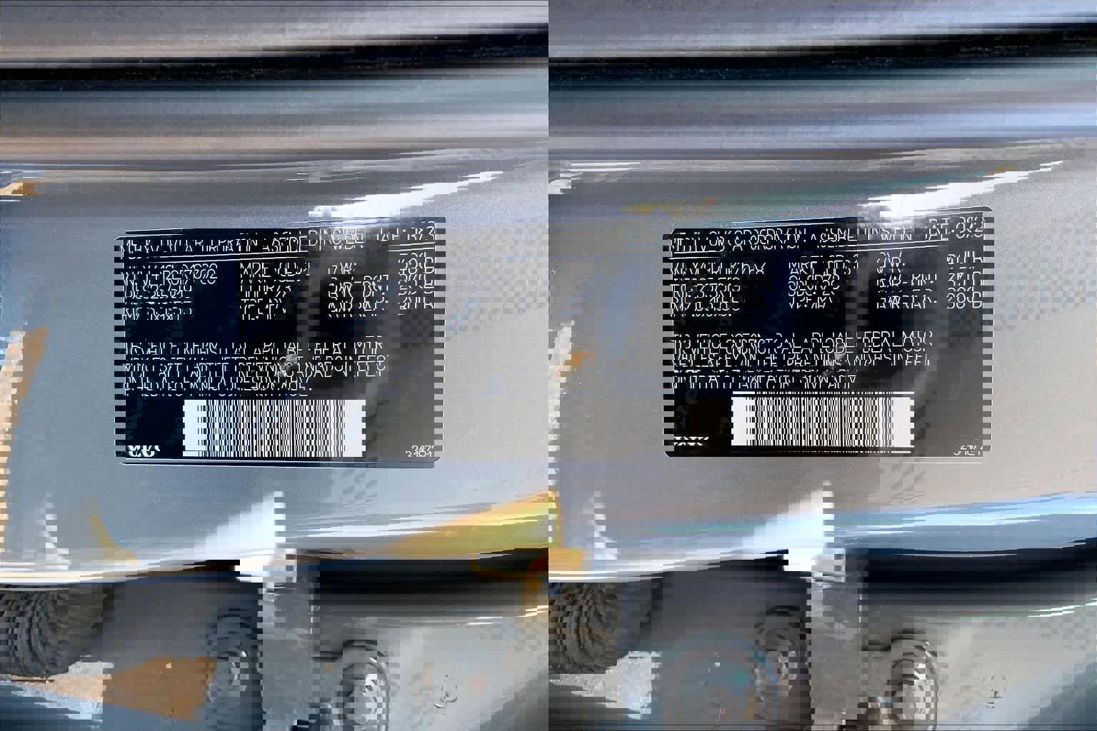 Used 2024 Volvo XC60 B5 Plus image 32