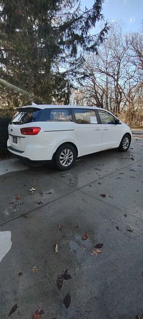 Used 2019 Kia Sedona L image 22