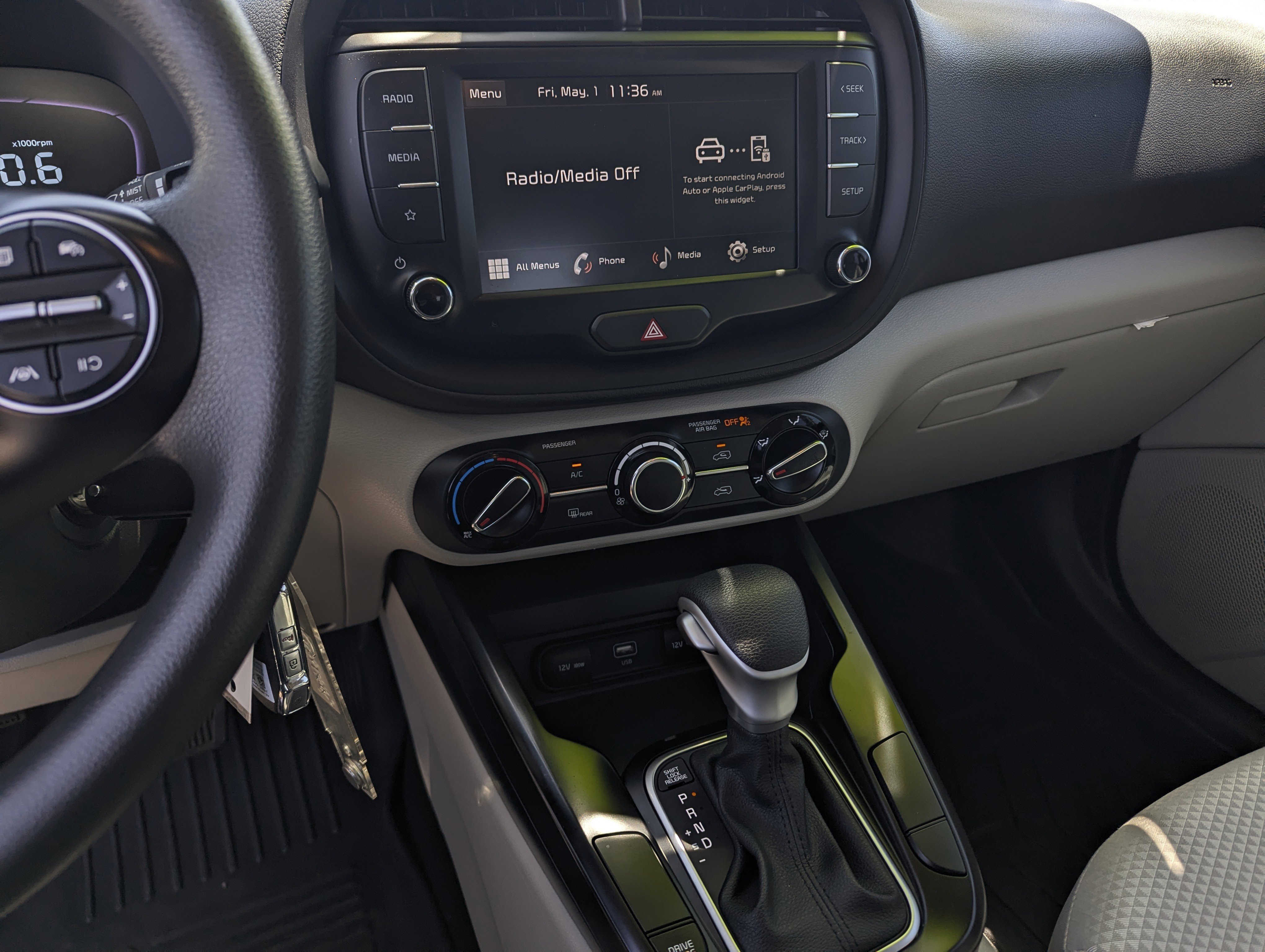 Certified 2023 Kia Soul LX w/ LX Technology Package FWD image 10