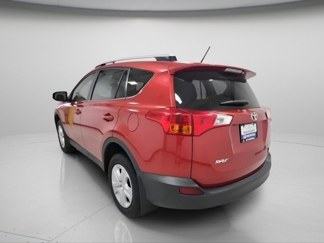 Used 2015 Toyota RAV4 LE image 9