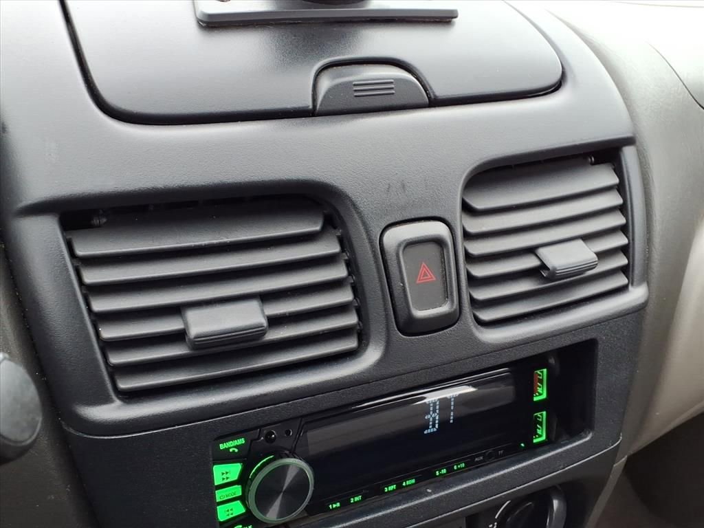 Used 2005 Nissan Sentra 1.8 S image 24