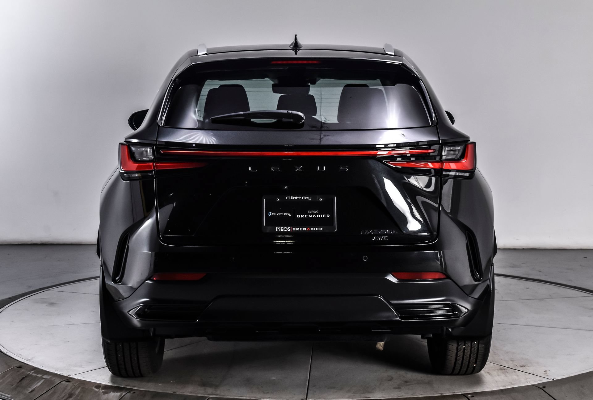 Used 2025 Lexus NX 350h AWD w/ Cold Area Package image 5