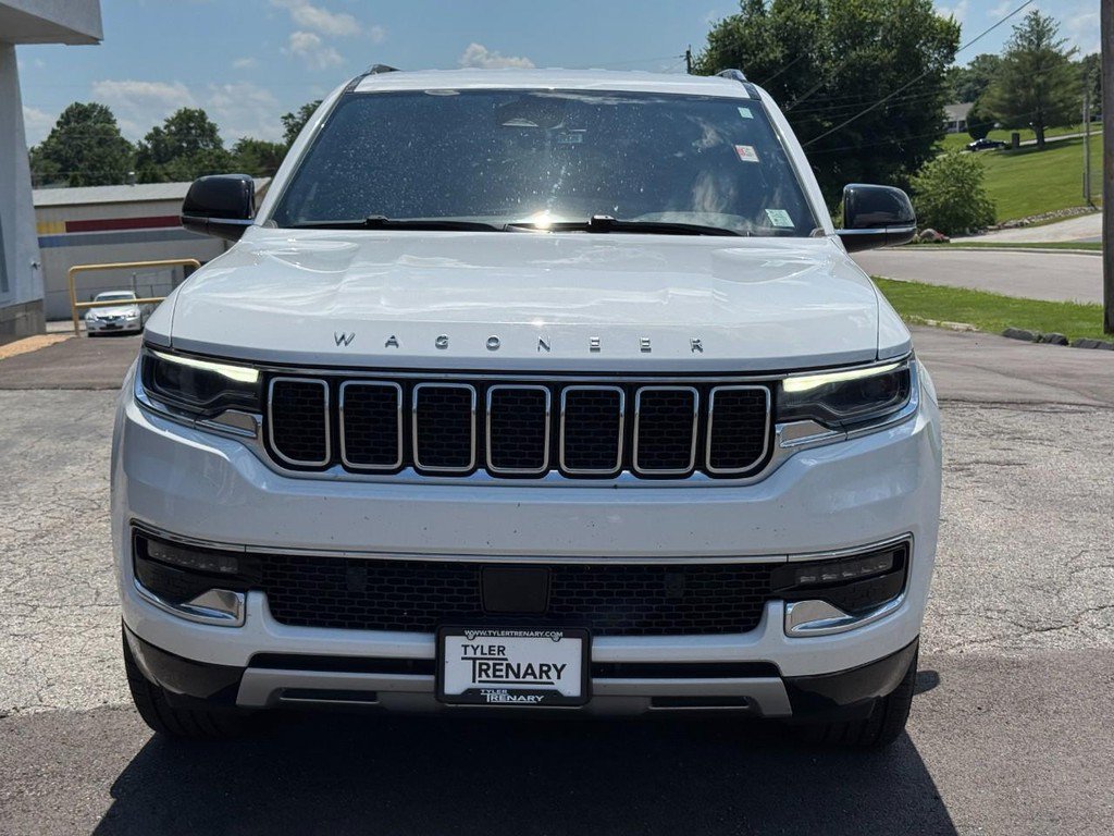 Used 2024 Jeep Wagoneer Series II AWD/4WD image 11