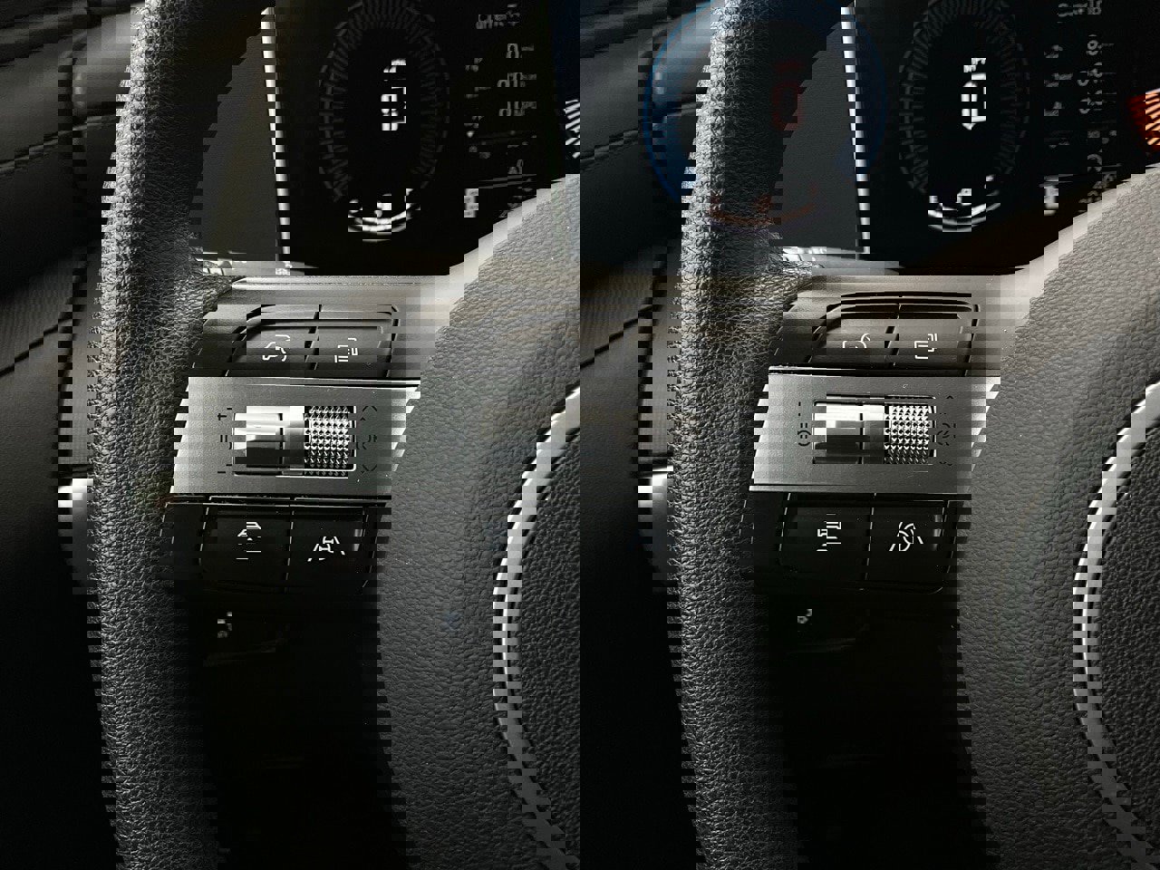 Used 2025 Hyundai Tucson SEL image 35