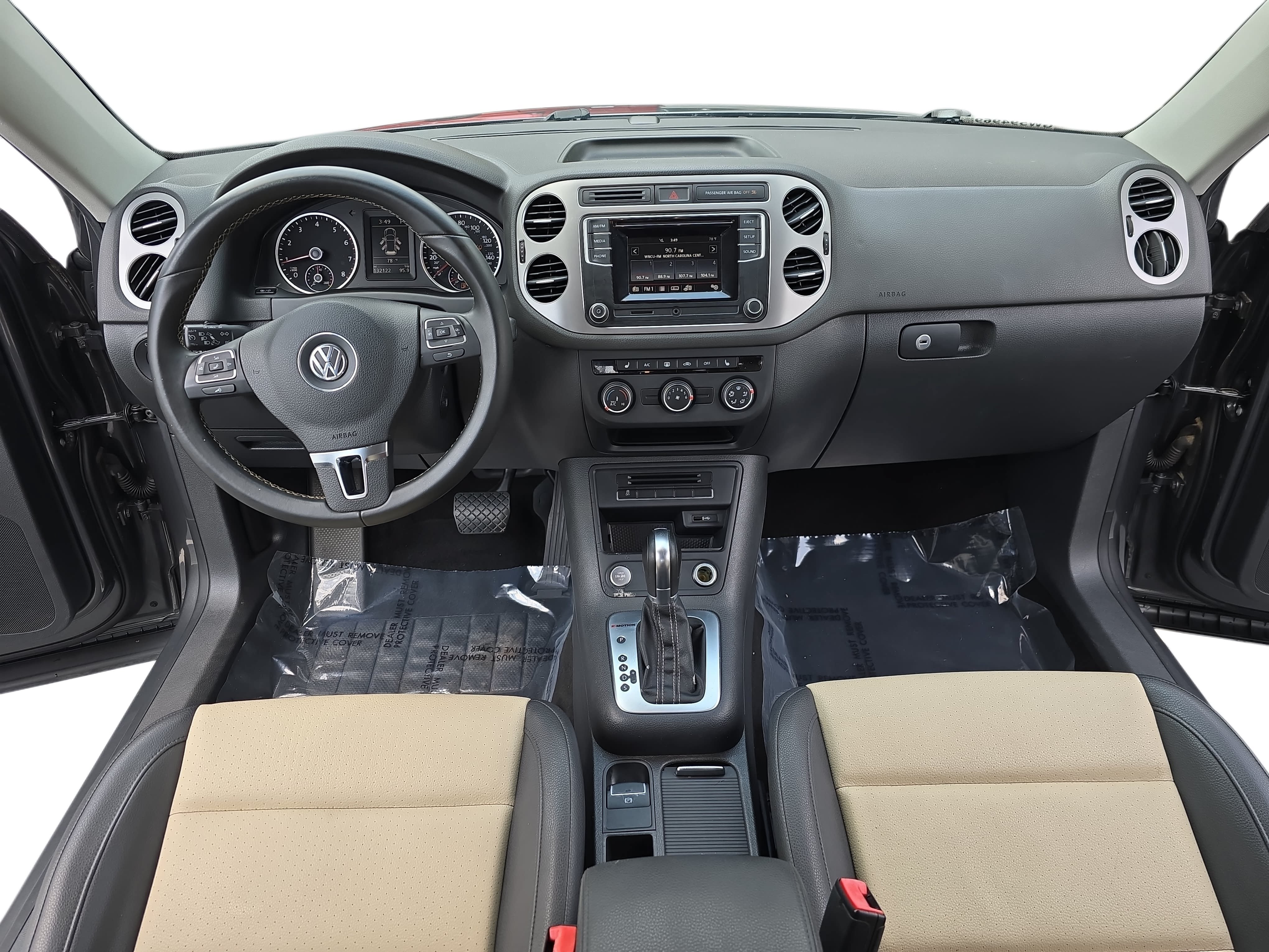 Used 2016 Volkswagen Tiguan S AWD/4WD image 9