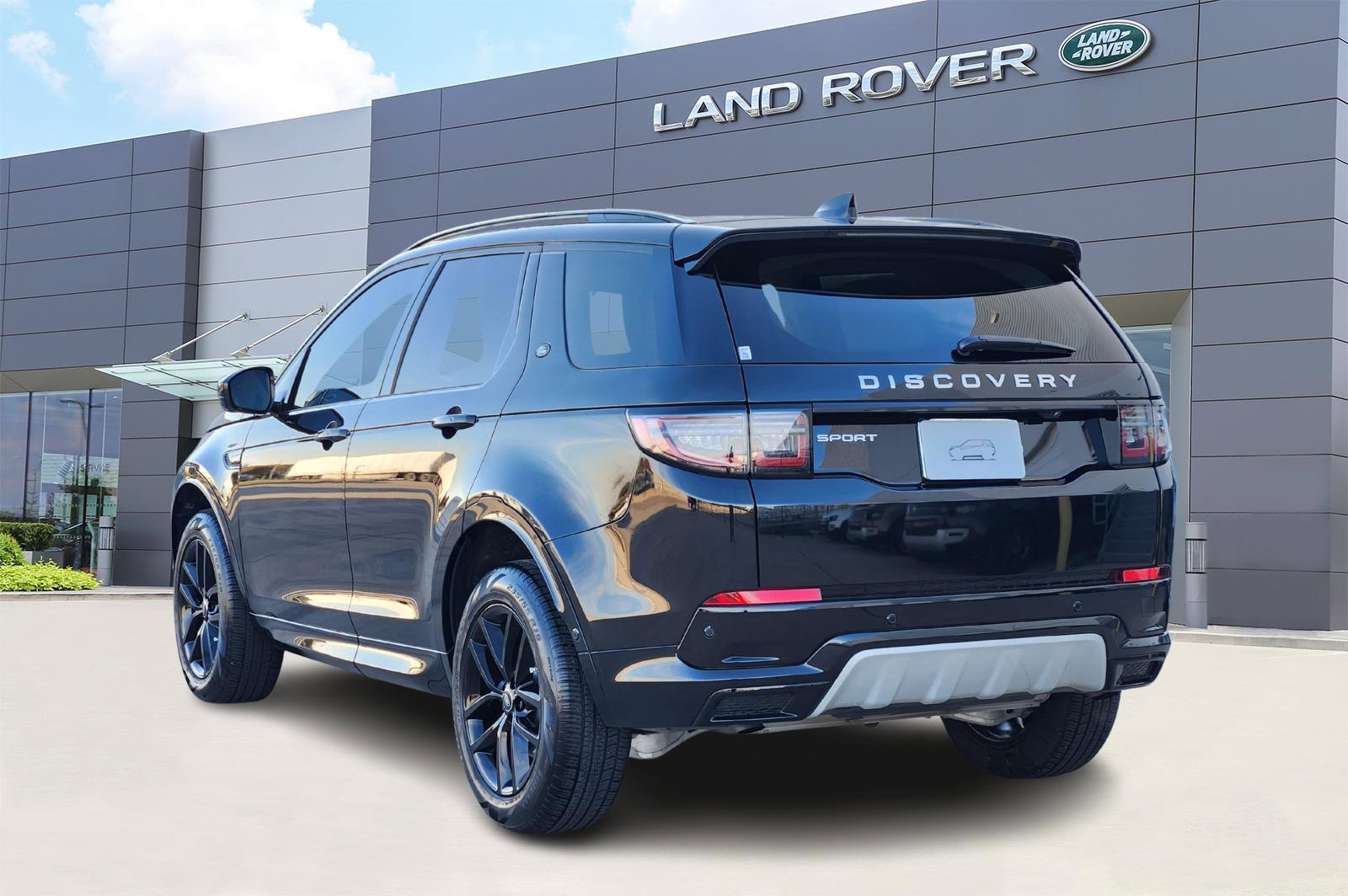 Certified 2025 Land Rover Discovery Sport S image 4