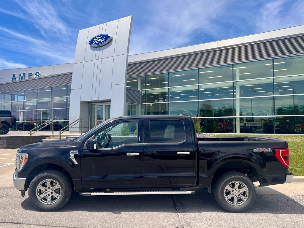 Used 2023 Ford F150 XLT w/ Equipment Group 302A High AWD/4WD image 3